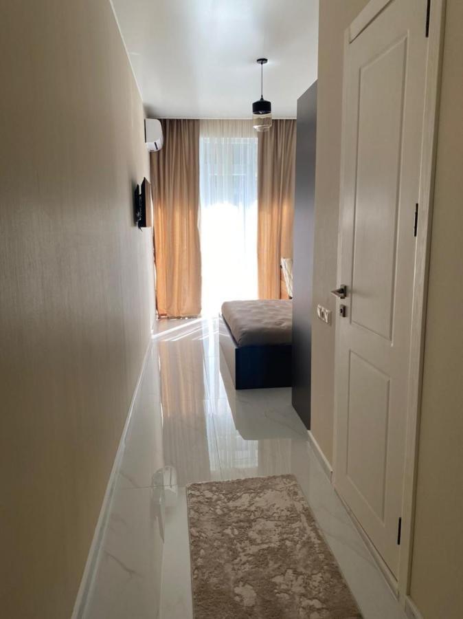 Horizons Hotel Rooms Батуми Экстерьер фото