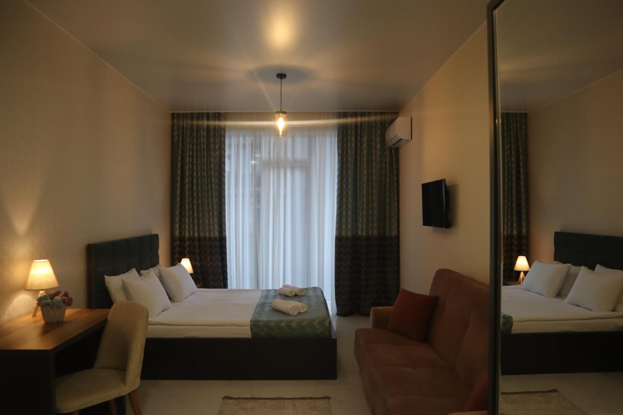 Horizons Hotel Rooms Батуми Экстерьер фото