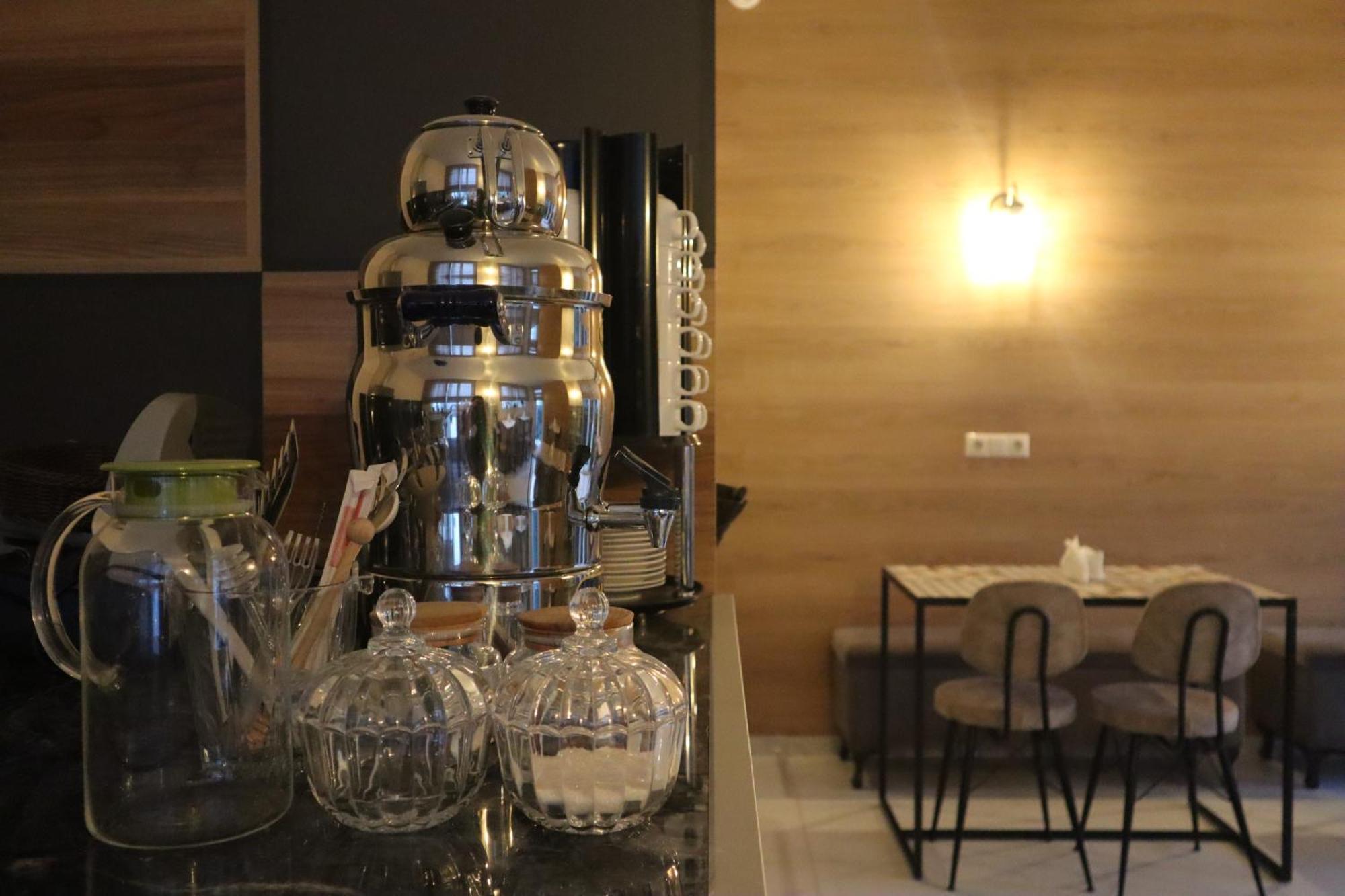 Horizons Hotel Rooms Батуми Экстерьер фото