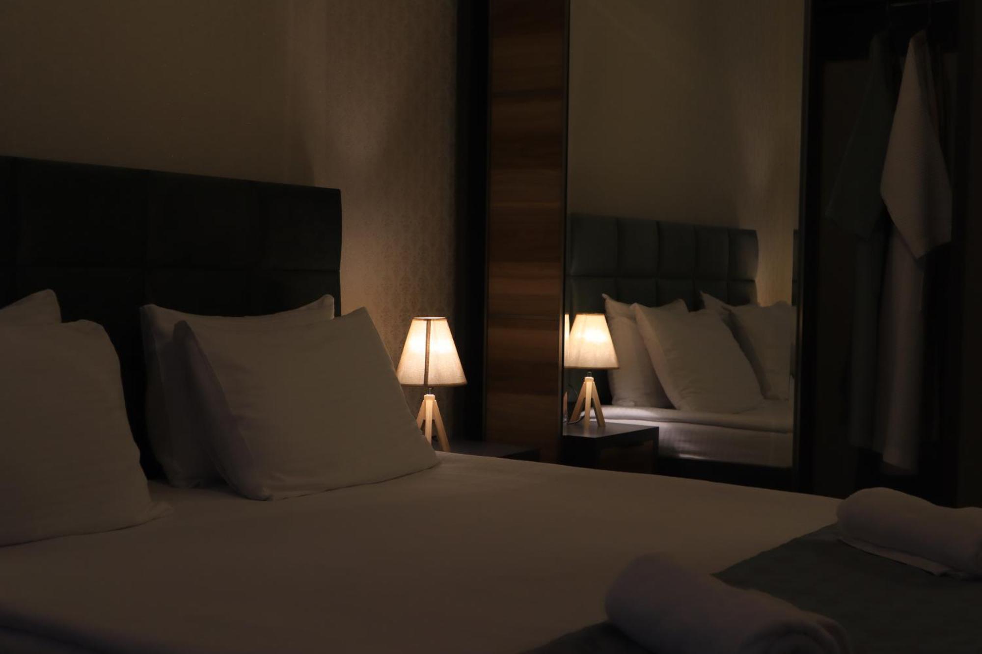 Horizons Hotel Rooms Батуми Экстерьер фото