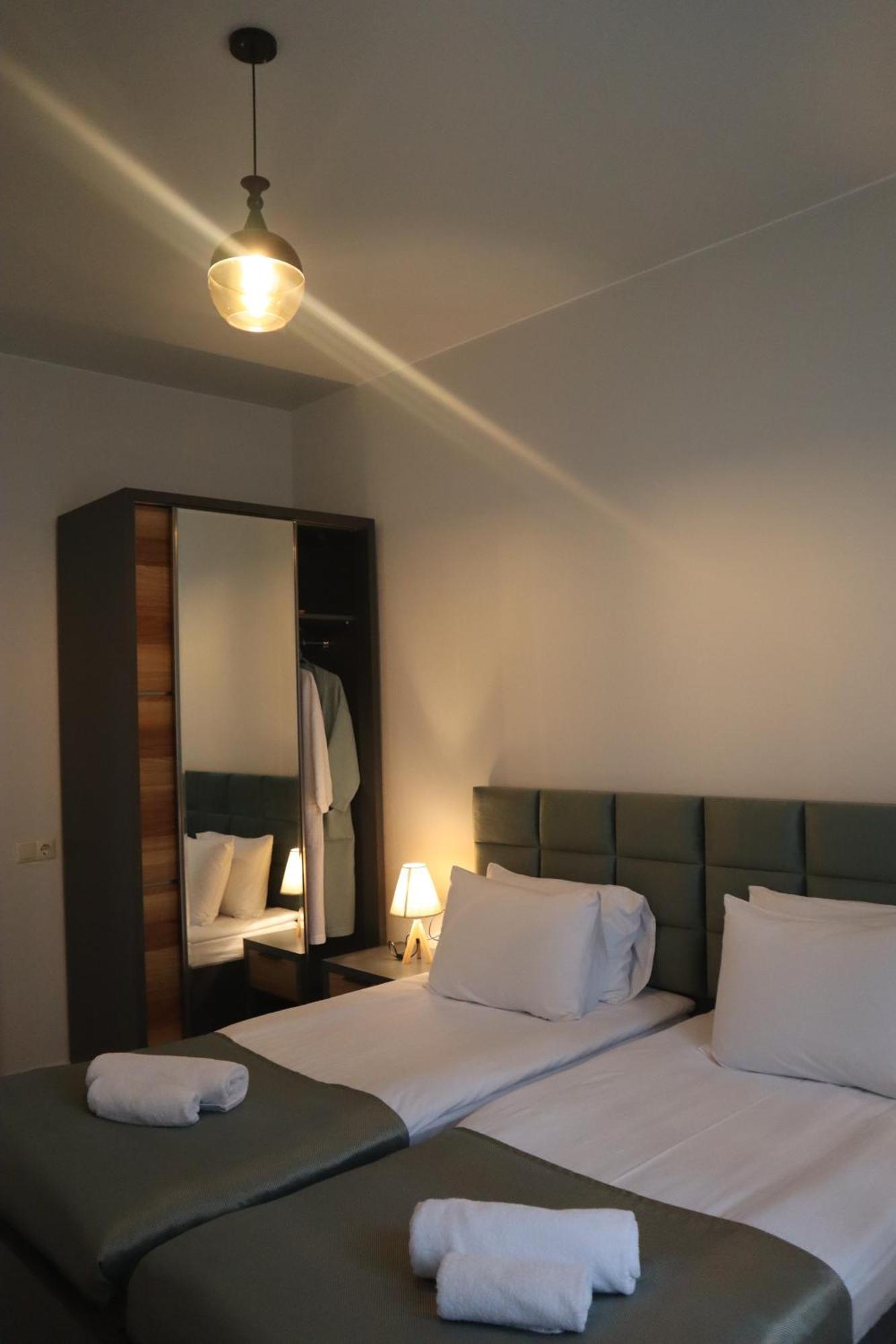 Horizons Hotel Rooms Батуми Экстерьер фото