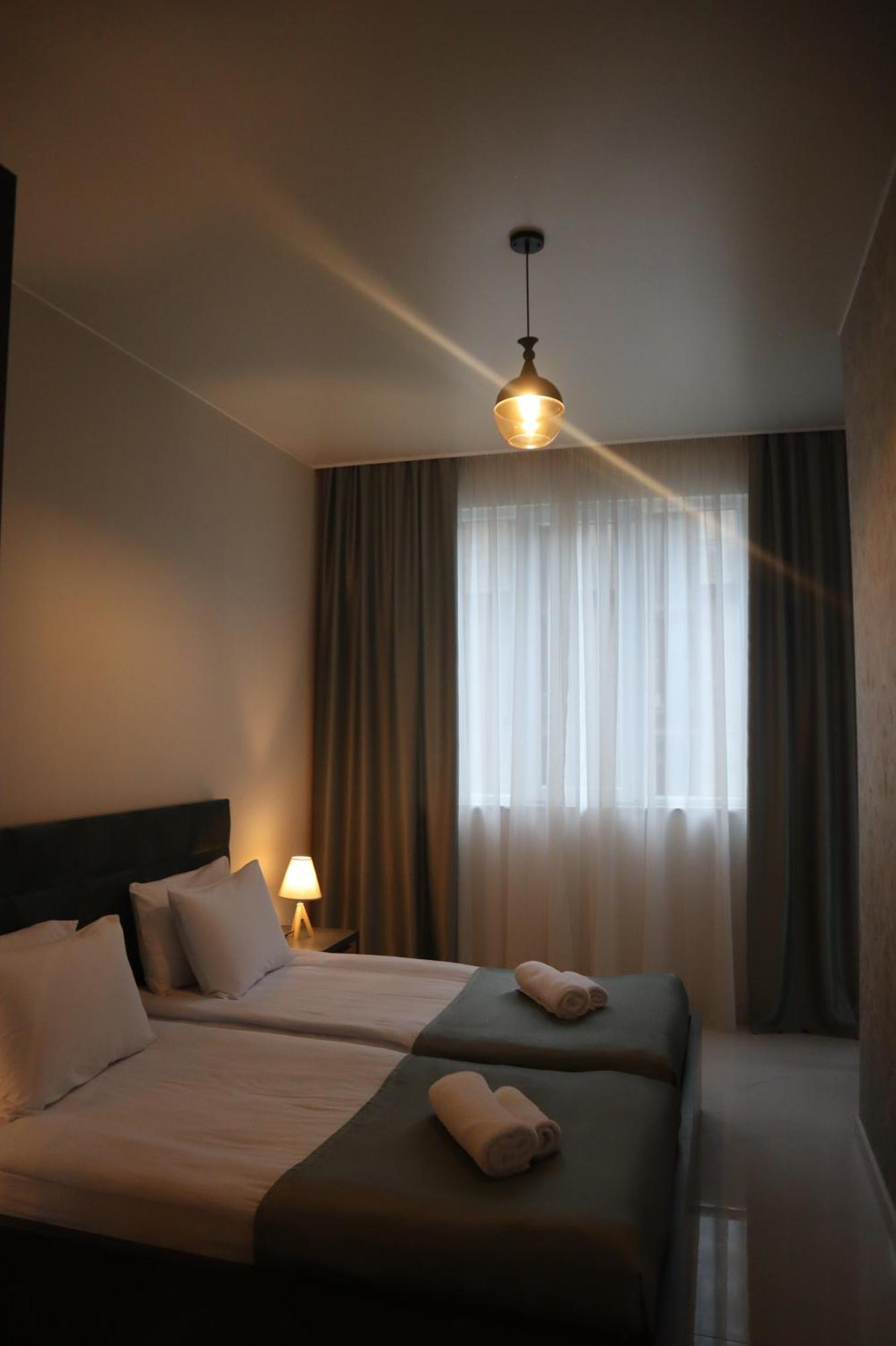 Horizons Hotel Rooms Батуми Экстерьер фото