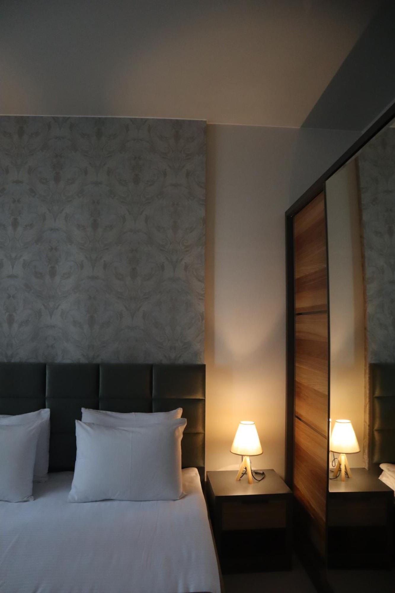 Horizons Hotel Rooms Батуми Экстерьер фото