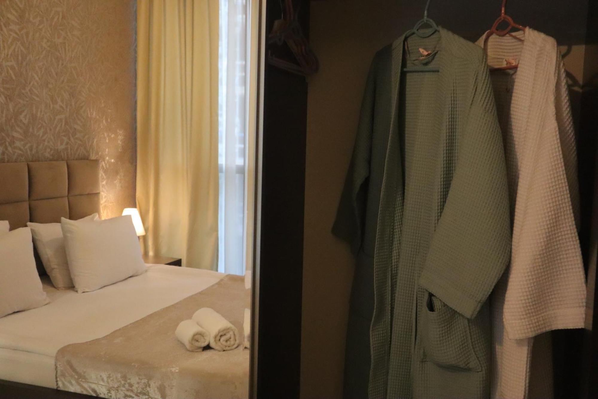 Horizons Hotel Rooms Батуми Экстерьер фото