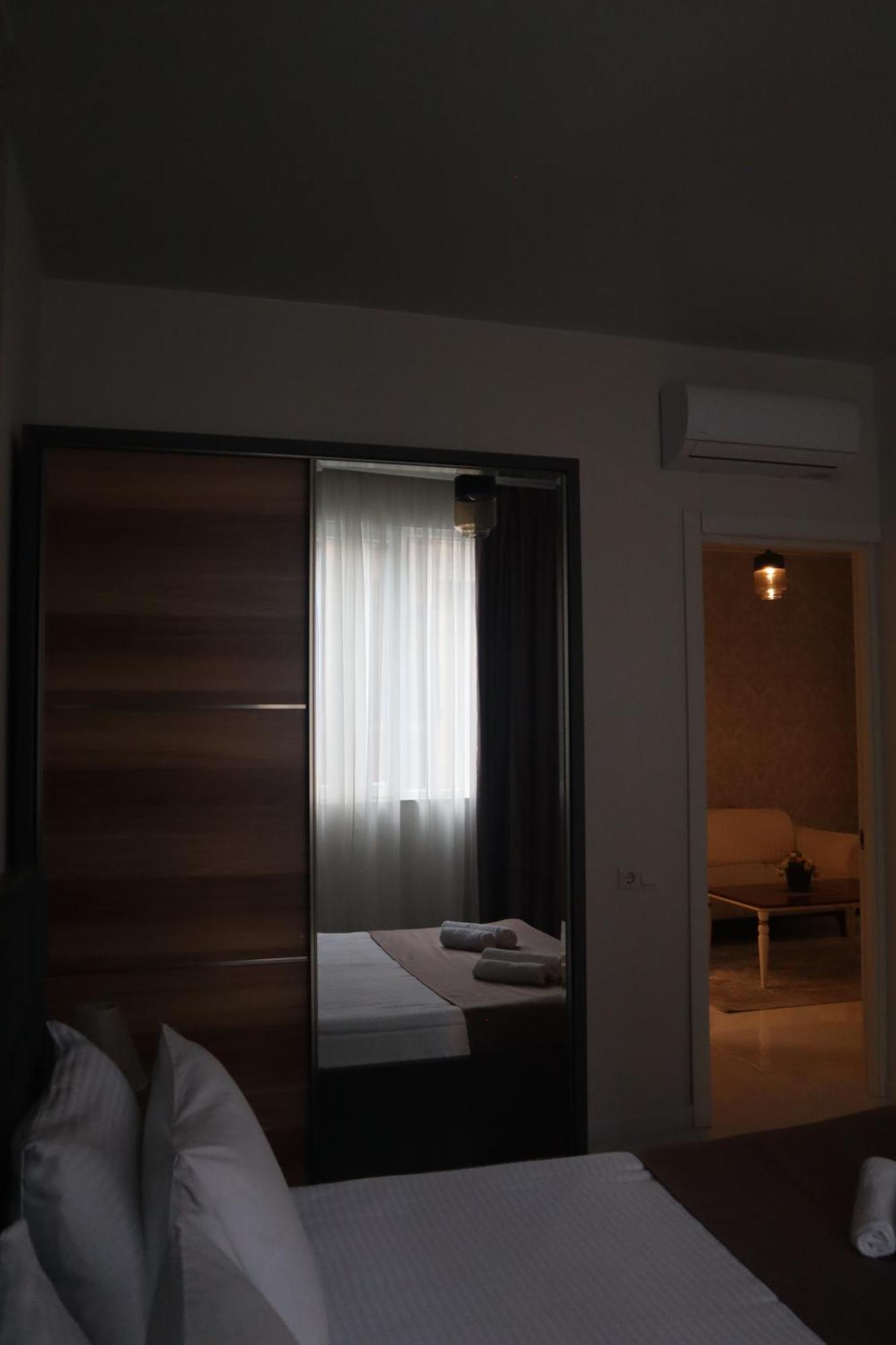 Horizons Hotel Rooms Батуми Экстерьер фото
