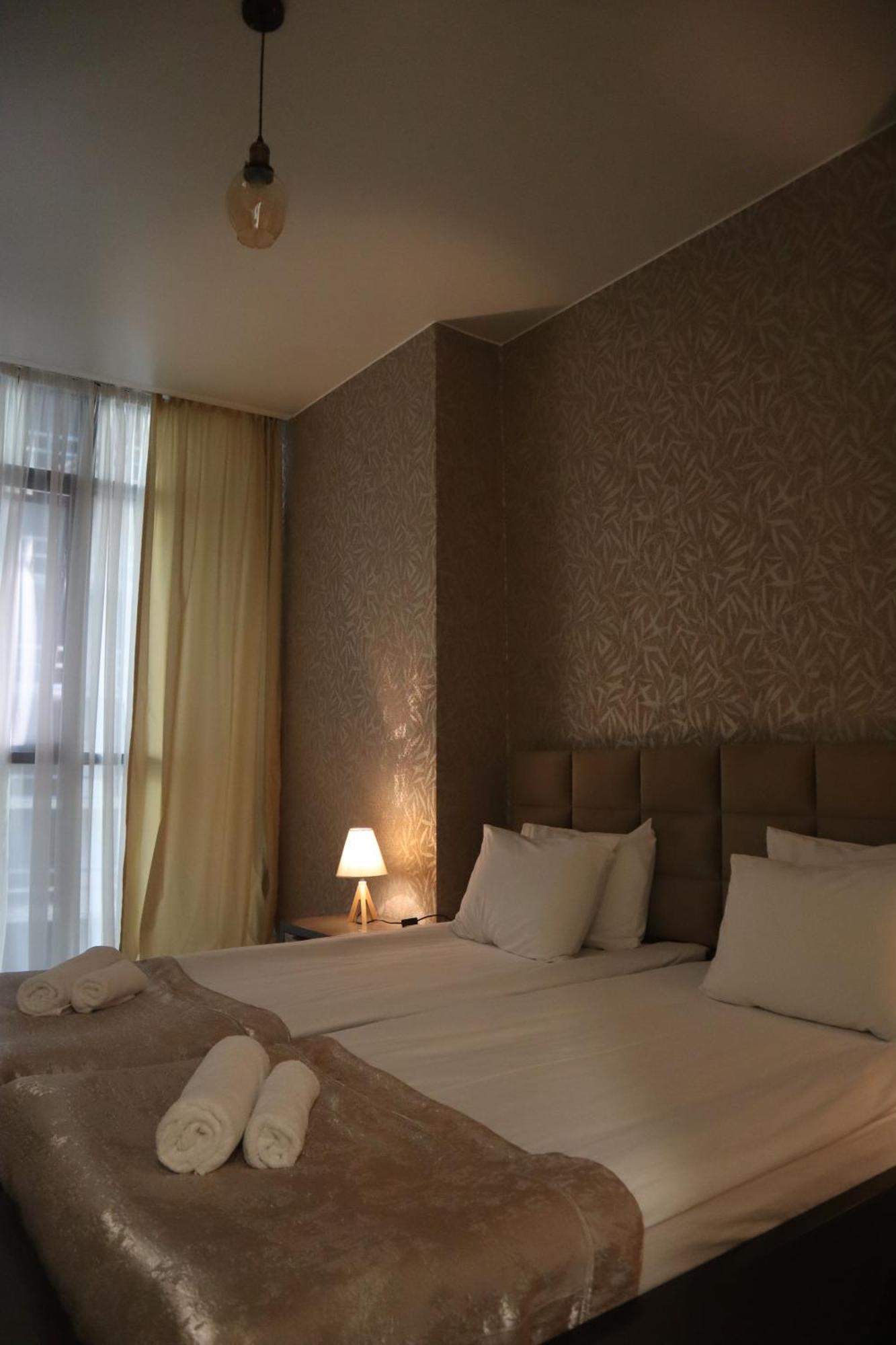 Horizons Hotel Rooms Батуми Экстерьер фото