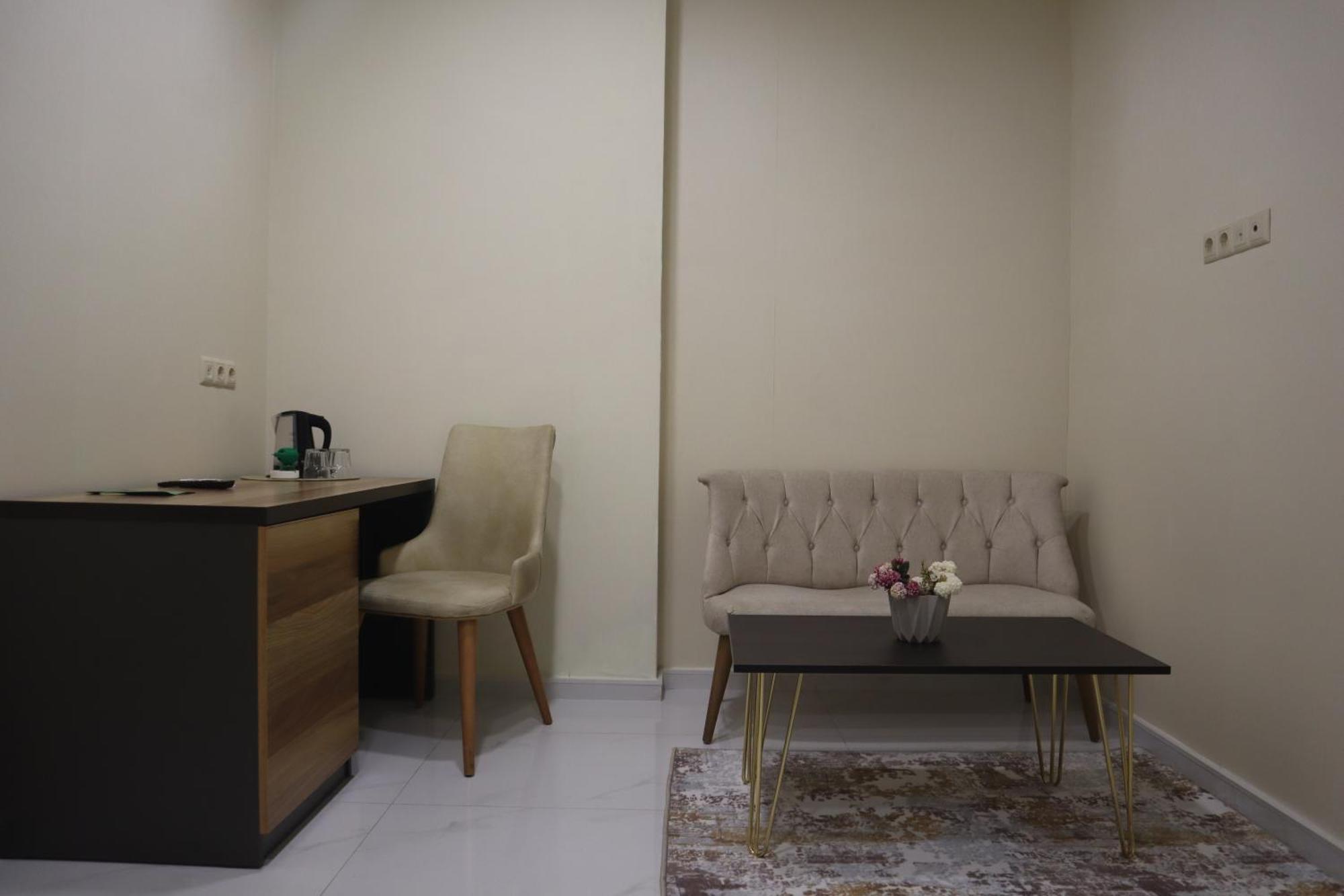 Horizons Hotel Rooms Батуми Экстерьер фото